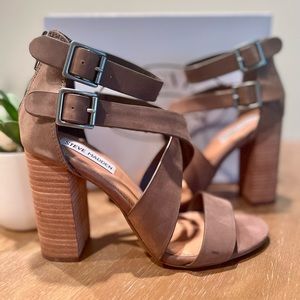 STEVE MADDEN Sundance sandal heel Brown Nubuck Size 8